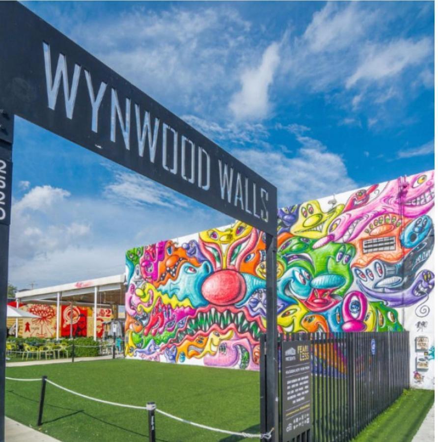 Casa de férias Luxury Chill Close To: South Beach/airport/wynwood/design District/4 Free Gated Parking